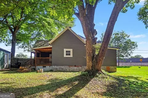 Exterior - 44 E Johnson St, Temple, GA 30179 photo 7 of 10