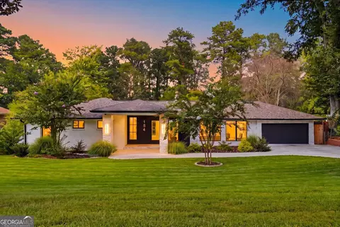 154 Cromwell Rd NE, Sandy Springs, GA 30328