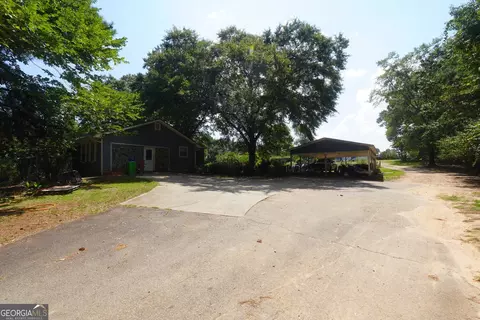 Exterior - 76 Harold Dr, Mcdonough, GA 30253 photo 6 of 9