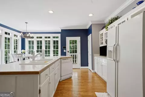 Kitchen - 170 Dunning Keep, Covington, GA 30016 photo 3 of 7