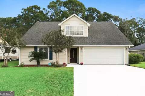 102 Windemere Dr, Kingsland, GA 31548