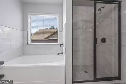Bath - 1180 Chapel Estates Way, Dacula, GA 30019 photo 1 of 2