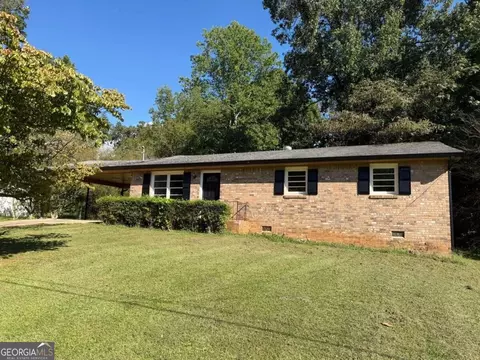 3570 Briar Dr, Lithia Springs, GA 30122