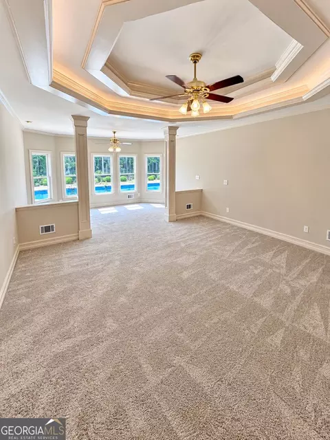Living - 865 Streamside Dr, Mcdonough, GA 30252 photo 2 of 4
