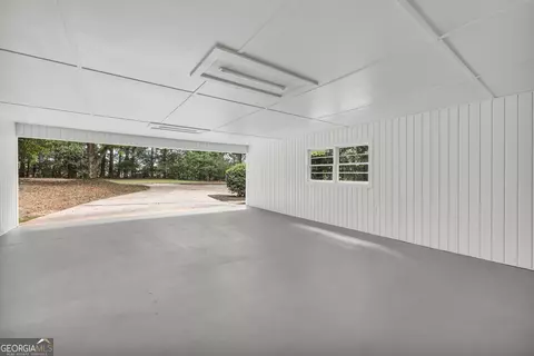 Exterior - 921 Highway 72 E, Comer, GA 30629 photo 3 of 20