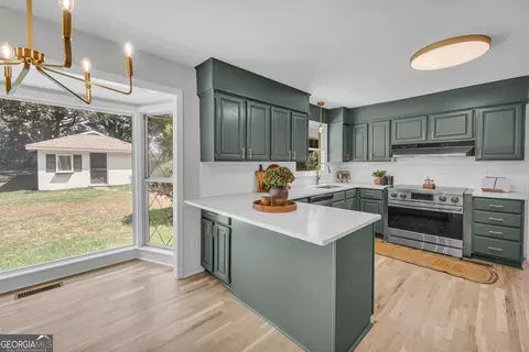 Kitchen - 921 Highway 72 E, Comer, GA 30629 photo 2 of 6