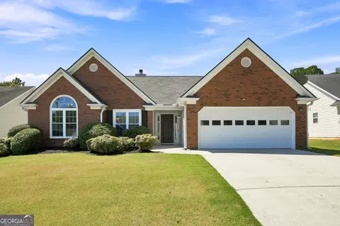 2762 Hillvale Cove Way, Lithonia, GA 30058
