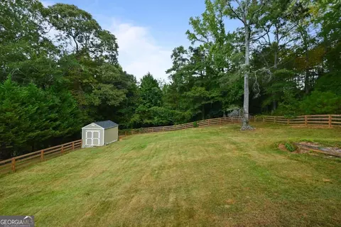 Exterior - 36 Waterview Dr, Lagrange, GA 30240 photo 5 of 11