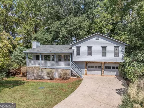311 Natalie Dr, Lawrenceville, GA 30043