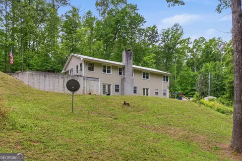 Exterior - 169 N Pinecrest Rd, Toccoa, GA 30577 photo 3 of 16