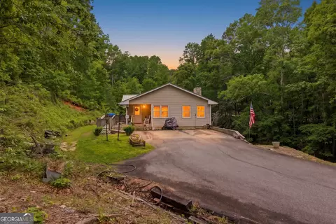 Exterior - 169 N Pinecrest Rd, Toccoa, GA 30577 photo 4 of 16