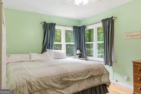 Bedroom - 169 N Pinecrest Rd, Toccoa, GA 30577 photo 3 of 7
