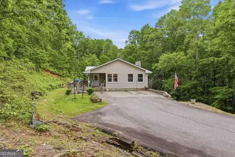 Exterior - 169 N Pinecrest Rd, Toccoa, GA 30577 photo 12 of 16