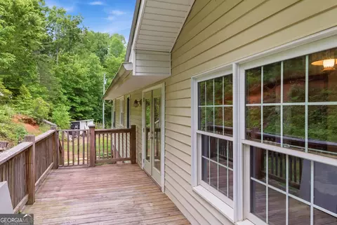 Exterior - 169 N Pinecrest Rd, Toccoa, GA 30577 photo 6 of 16