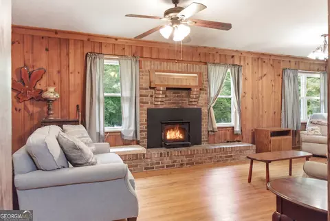 Living - 169 N Pinecrest Rd, Toccoa, GA 30577 photo 1 of 2