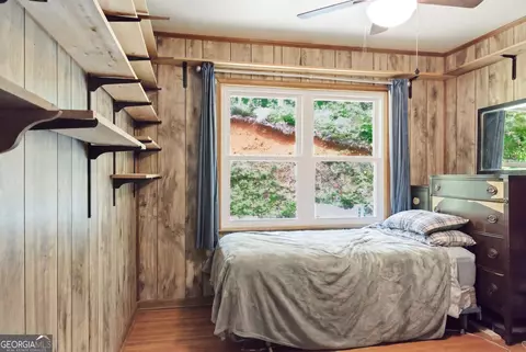 Bedroom - 169 N Pinecrest Rd, Toccoa, GA 30577 photo 6 of 7