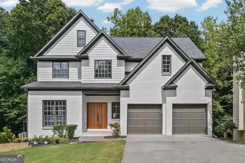 625 Kingsport Dr, Roswell, GA 30076