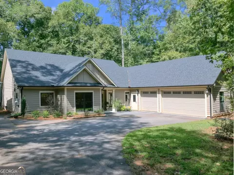 140 Michael Ct, Fayetteville, GA 30215
