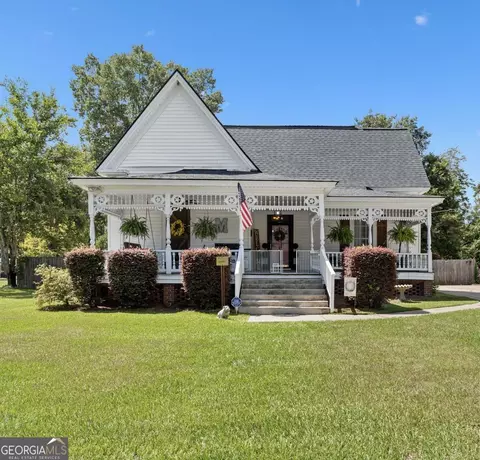 89 S Dooley St, Hawkinsville, GA 31036