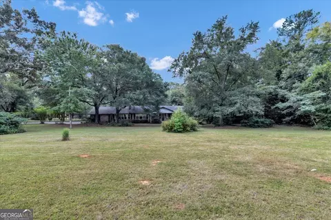 Exterior - 2380 Keys Ferry Rd, Jackson, GA 30233 photo 2 of 10