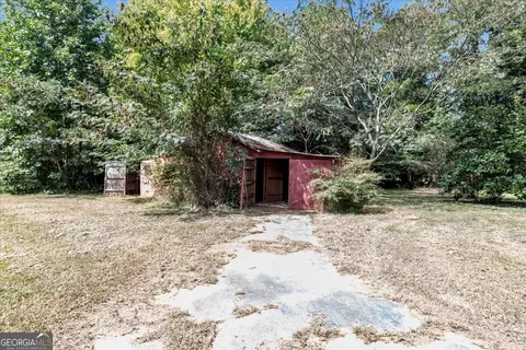Exterior - 2380 Keys Ferry Rd, Jackson, GA 30233 photo 10 of 10