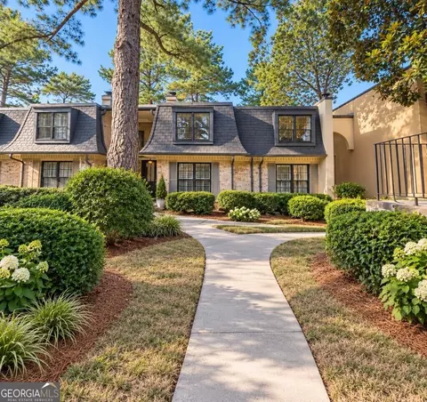 8 Cantey Pl NW, Atlanta, GA 30327