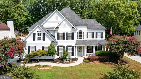 260 Lake Forest Dr, Newnan, GA 30265