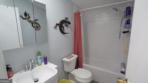 Bath - 4030 Oak Dr, Cedar Bluff, AL 35959 photo 2 of 2