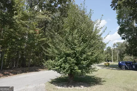 Exterior - 4030 Oak Dr, Cedar Bluff, AL 35959 photo 5 of 9