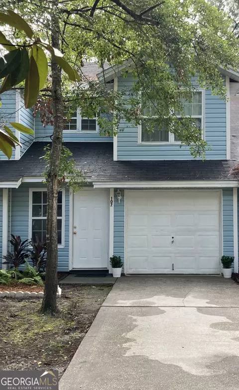 107 E Lakemont Dr, Kingsland, GA 31548