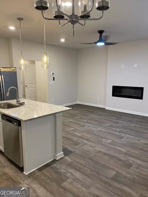 Living - 11516 Kimberly Way, Hampton, GA 30228 photo 2 of 2