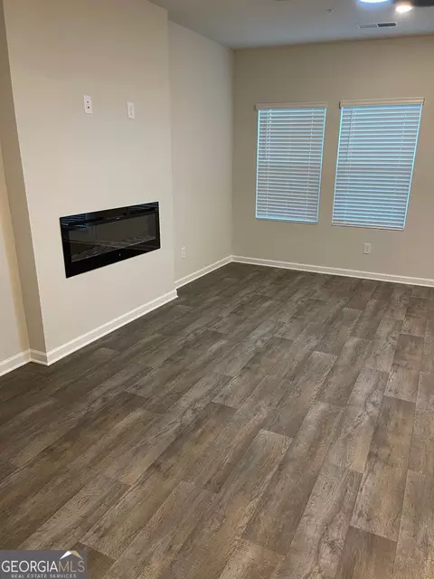 Living - 11516 Kimberly Way, Hampton, GA 30228 photo 1 of 2