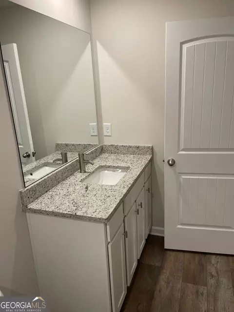 Bath - 11516 Kimberly Way, Hampton, GA 30228 photo 3 of 7