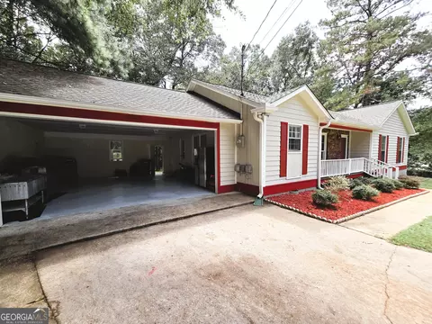 Exterior - 104 Cedar Creek Ct, Lagrange, GA 30240 photo 1 of 5
