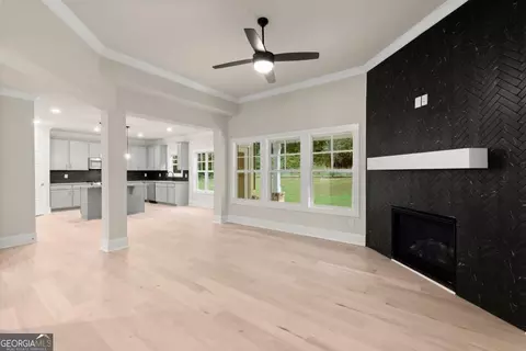 Living - 4306 Brookhaven Dr SE, Covington, GA 30014 photo 2 of 4