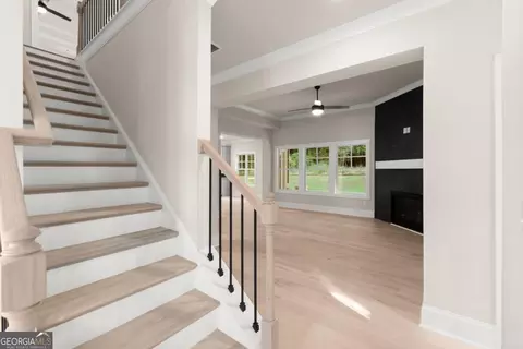 Entry Way - 4306 Brookhaven Dr SE, Covington, GA 30014 photo 4 of 10