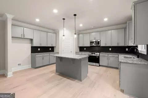 Kitchen - 4306 Brookhaven Dr SE, Covington, GA 30014 photo 2 of 5