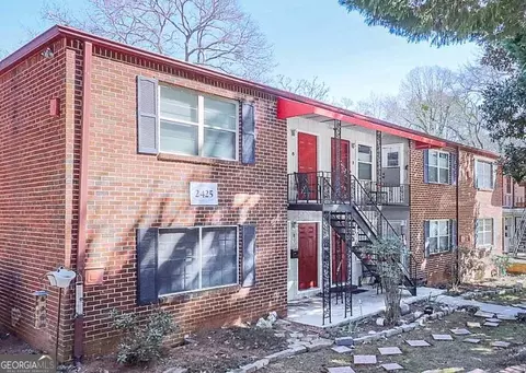 2425 Lawrenceville Hwy #8, Decatur, GA 30033