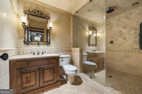 Bath - 5545 Stoneleigh Dr, Suwanee, GA 30024 photo 11 of 11