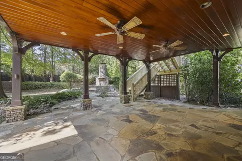 Exterior - 5545 Stoneleigh Dr, Suwanee, GA 30024 photo 6 of 9