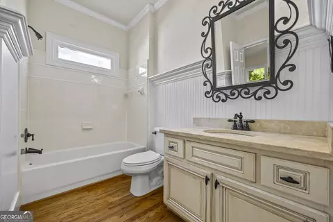 Bath - 5545 Stoneleigh Dr, Suwanee, GA 30024 photo 1 of 11