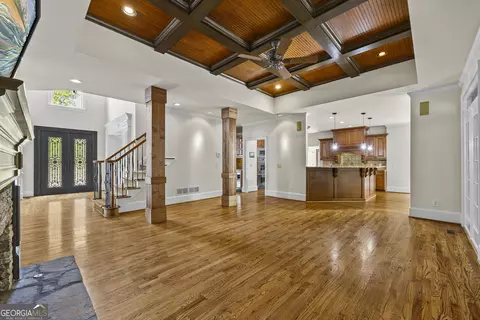 Living - 5545 Stoneleigh Dr, Suwanee, GA 30024 photo 5 of 6
