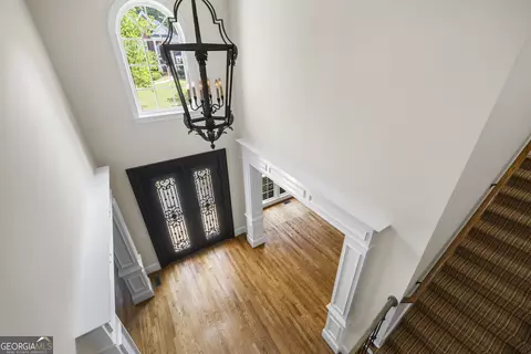 Entry Way - 5545 Stoneleigh Dr, Suwanee, GA 30024 photo 5 of 5
