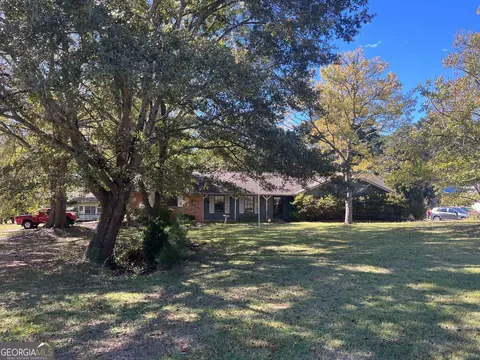 149 Hill Ln, Ellenwood, GA 30294