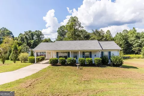 738 Hood St, Cleveland, GA 30528