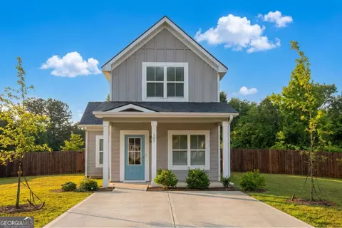 107 Hidden Hills Dr, Carrollton, GA 30117