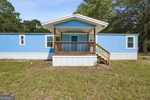 3191 Dover Bluff Rd, Waverly, GA 31565