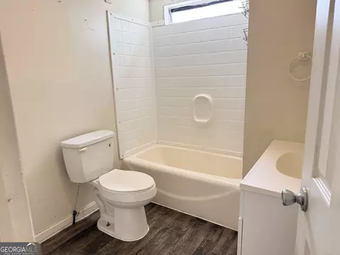 Bath - 587 Kendricks Rd, Brooklet, GA 30415 photo 2 of 3