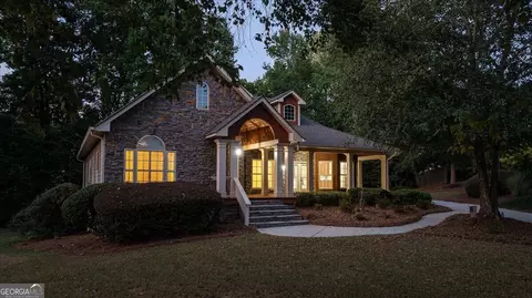 Exterior - 1805 Stephens Ct, Monroe, GA 30656 photo 16 of 32