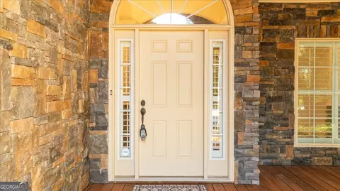 Entry Way - 1805 Stephens Ct, Monroe, GA 30656 photo 1 of 6